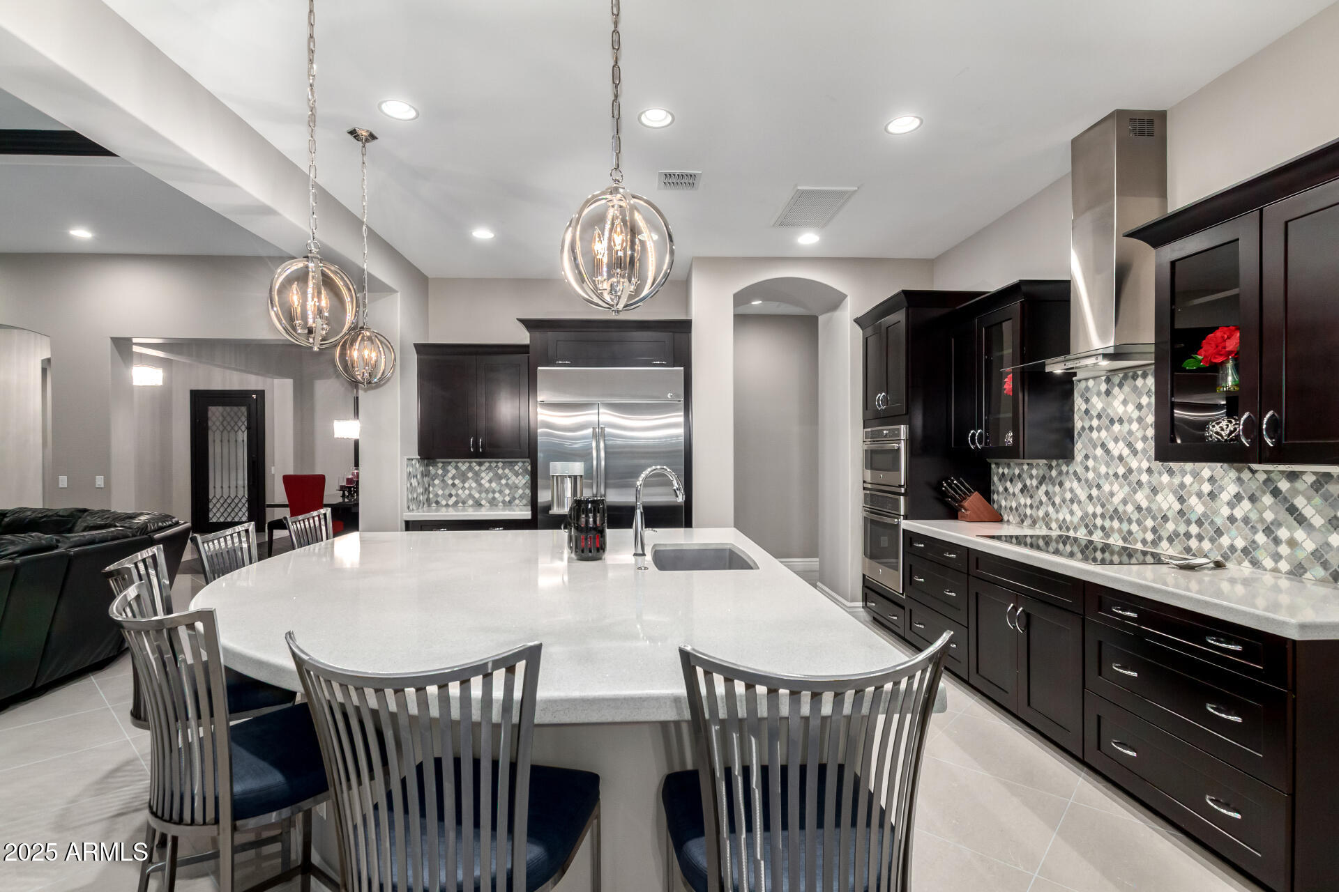 6017 South Marin Court Gilbert, AZ 85298 - Photo 16 of 60 Kitchen