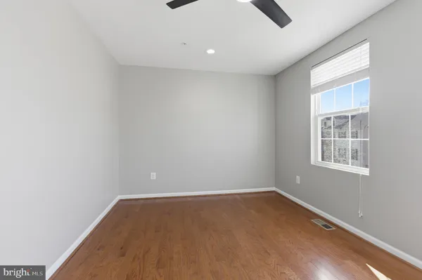 $2,595 | 652 Warblers Perch Way, Glen Burnie, MD 21060