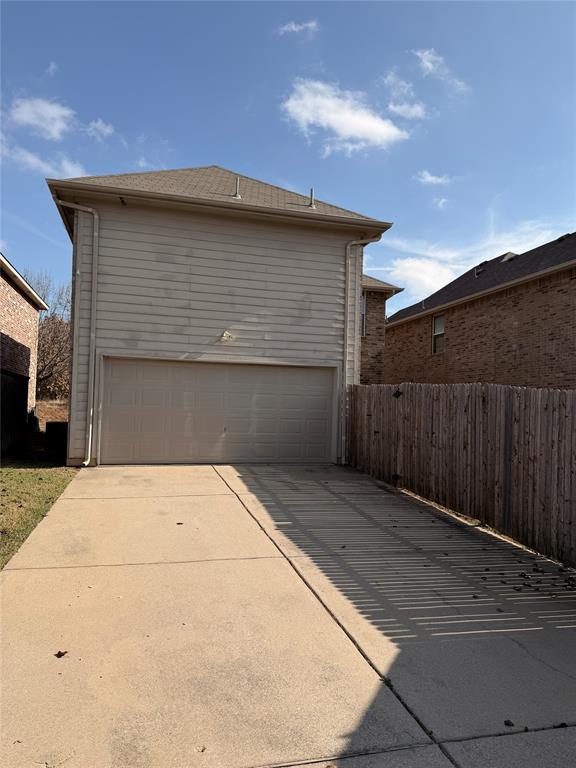 3604 Monte Verde Way Denton, TX 76208 - Photo 24 of 24 a backyard of a house