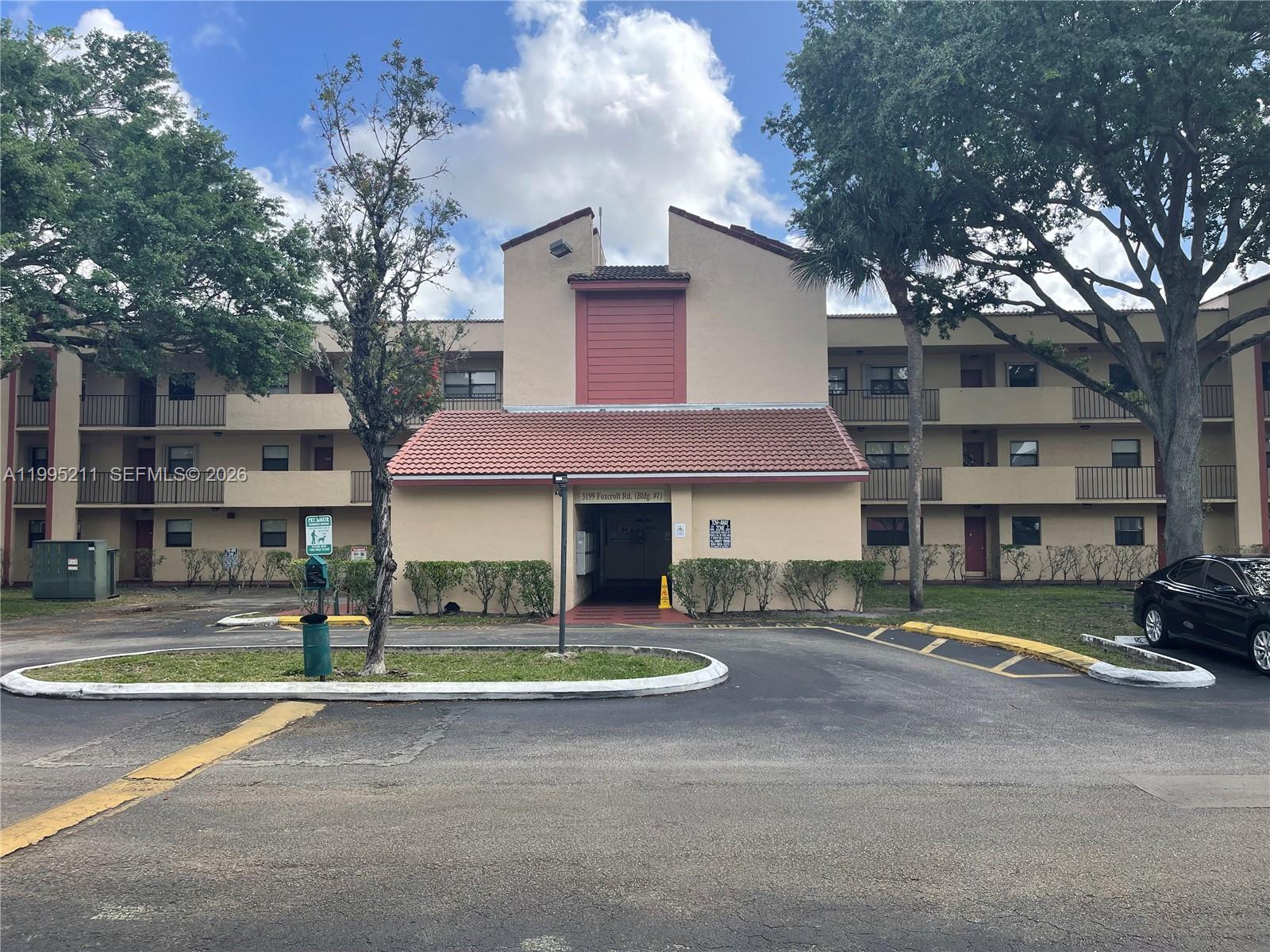 3199 Foxcroft Road, Unit 110 Miramar, FL 33025 - Photo 21 of 28