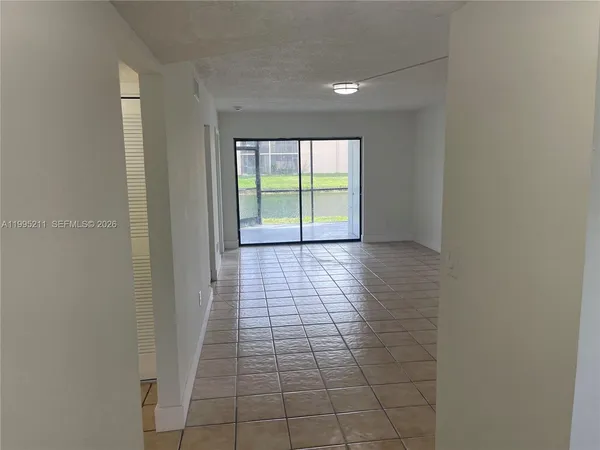 $2,000 | 3199 Foxcroft Road, Unit 110, Miramar, FL 33025