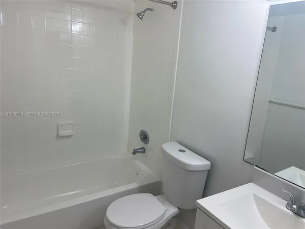 $2,000 | 3199 Foxcroft Road, Unit 110, Miramar, FL 33025