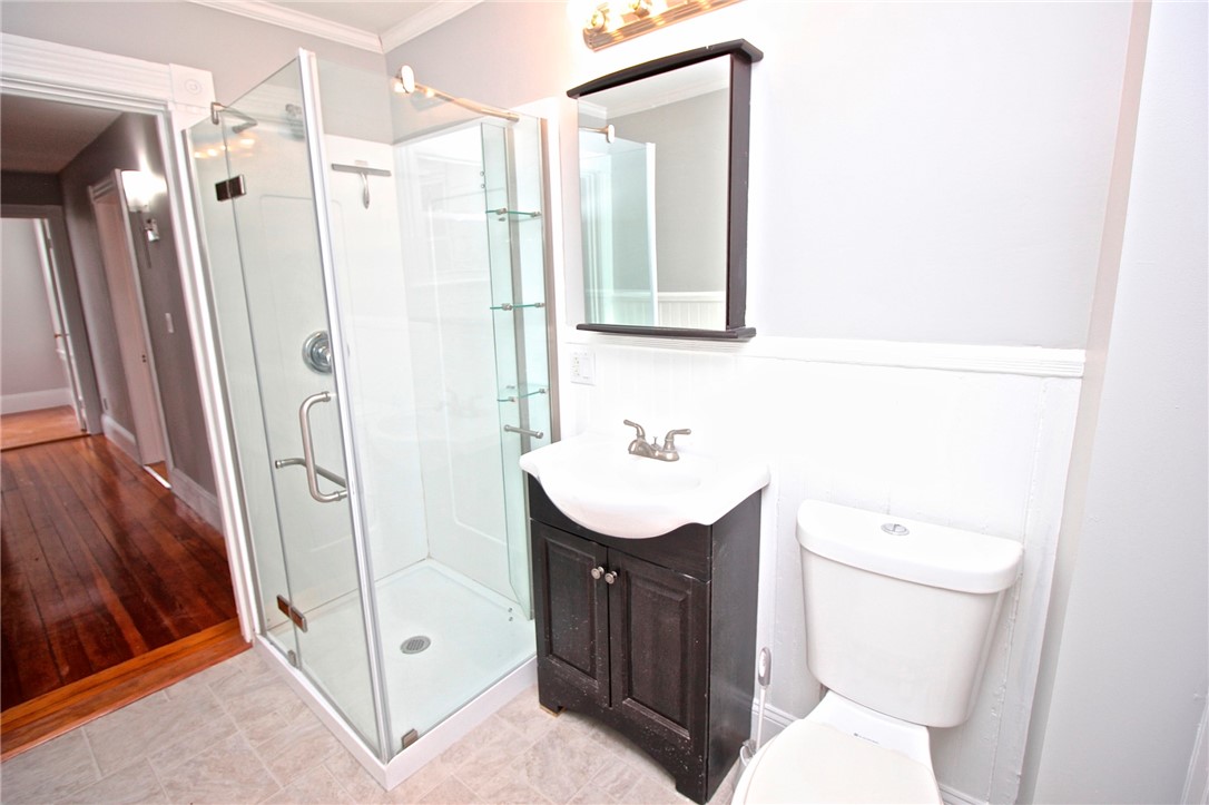 22 Annandale Road, Unit 2 Newport, RI 02840 - Photo 13 of 46 Bath With Shower view to center hall and office