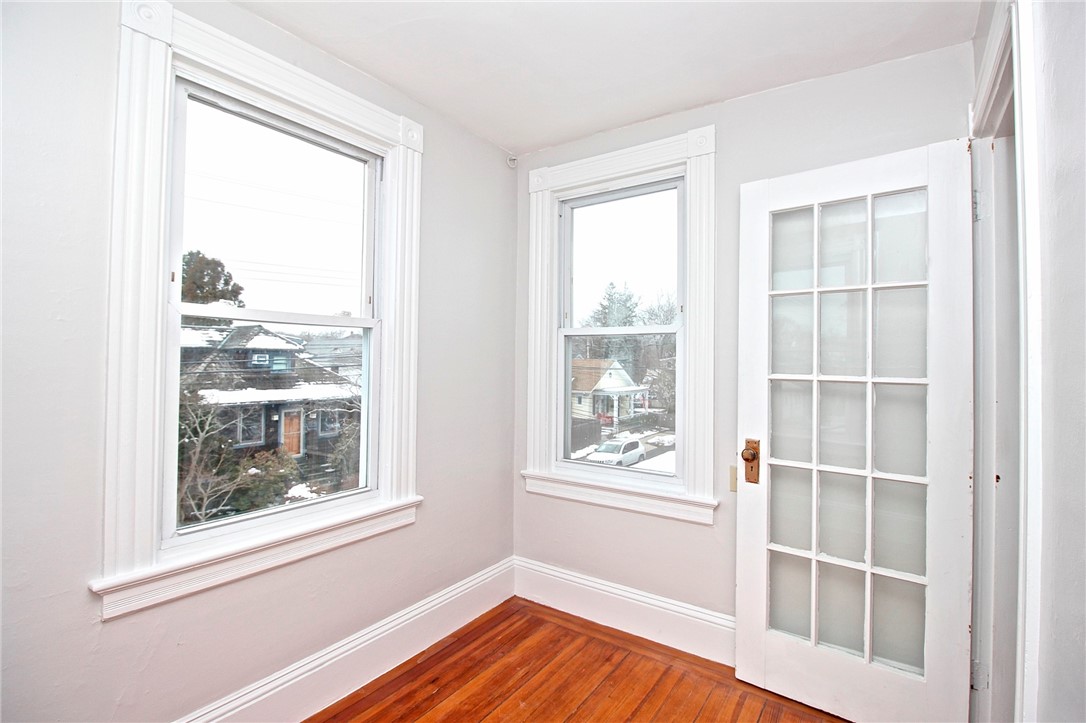 22 Annandale Road, Unit 2 Newport, RI 02840 - Photo 22 of 46 Office/Den/Sunroom