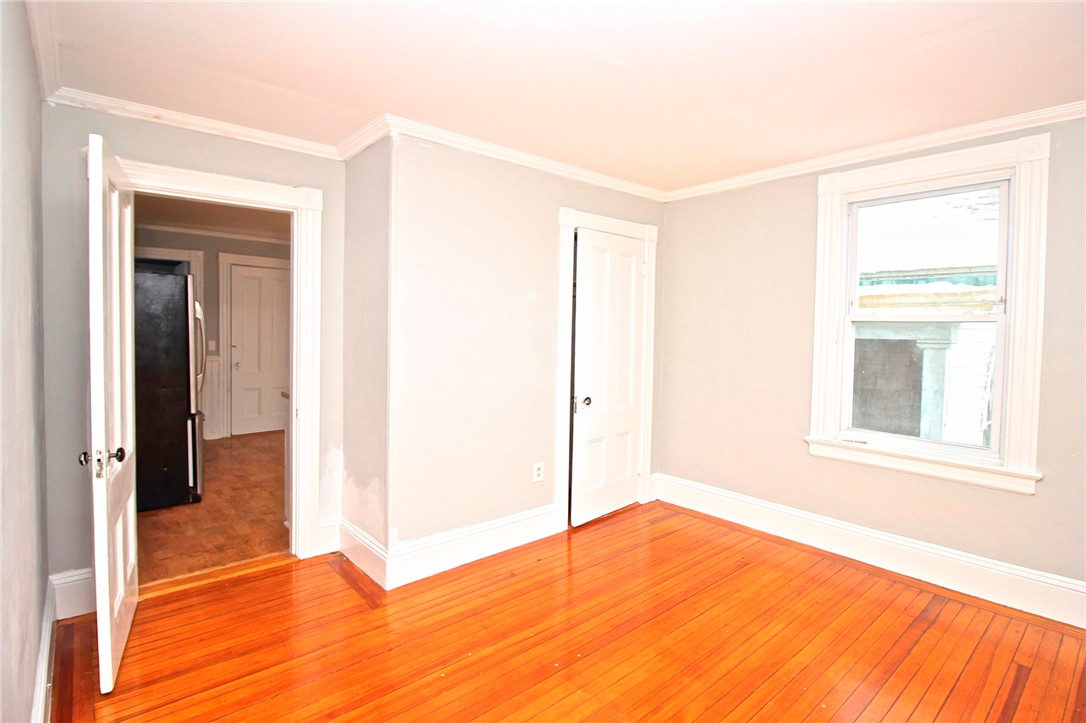 22 Annandale Road, Unit 2 Newport, RI 02840 - Photo 27 of 46 Living Room view to Kitchen