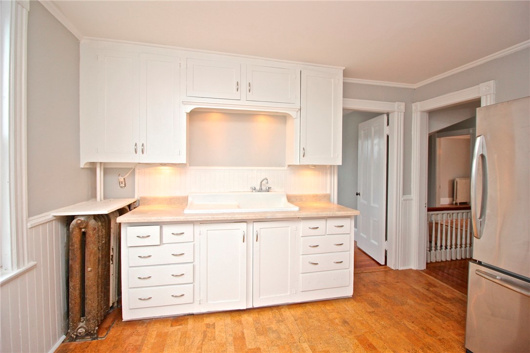 22 Annandale Road, Unit 2 Newport, RI 02840 - Photo 38 of 46 Kitchen view to living room and center hallway