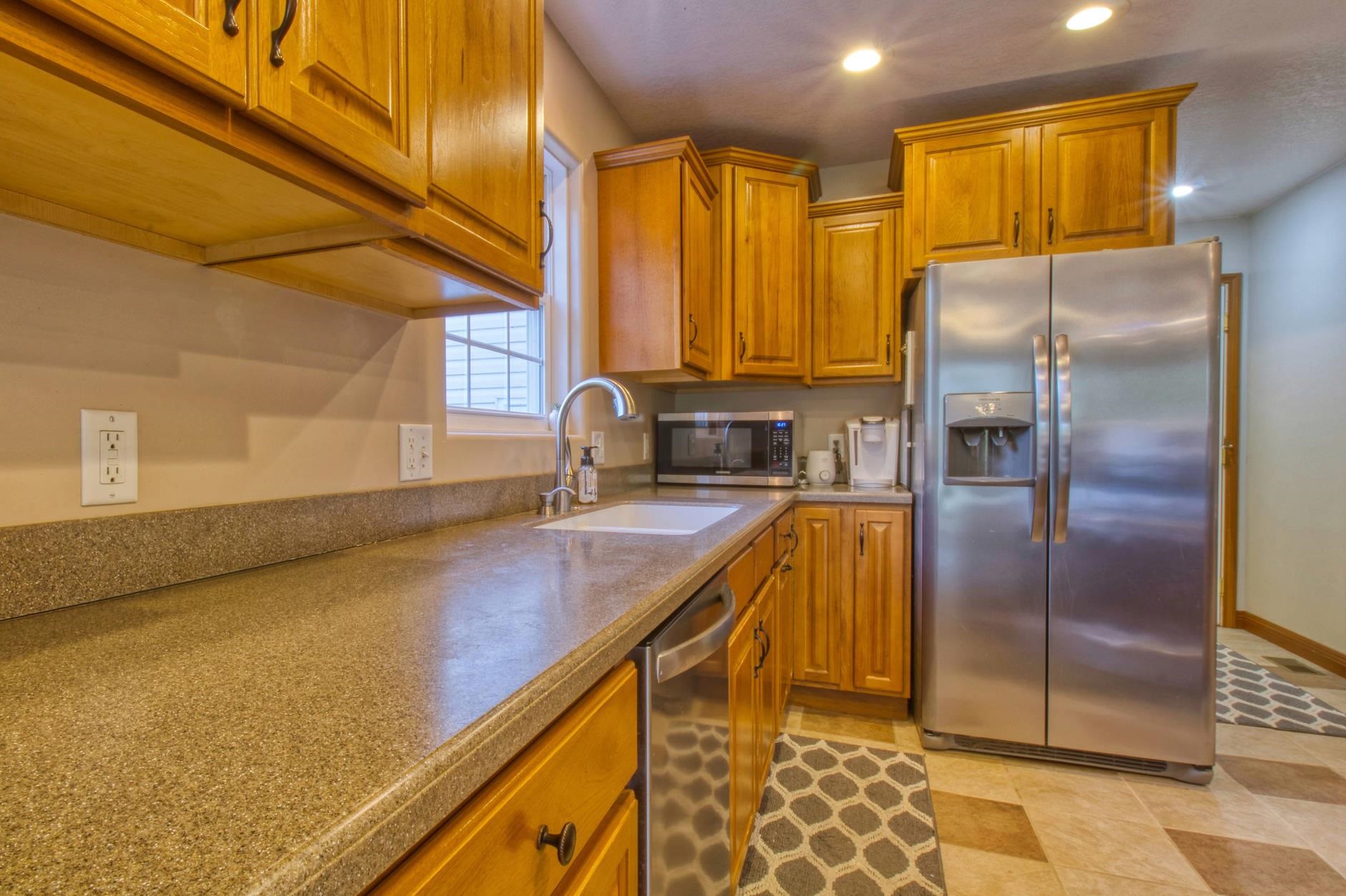 1028 Country Club Road Warsaw, IN 46580 - Photo 14 of 28 Gallery Image 14