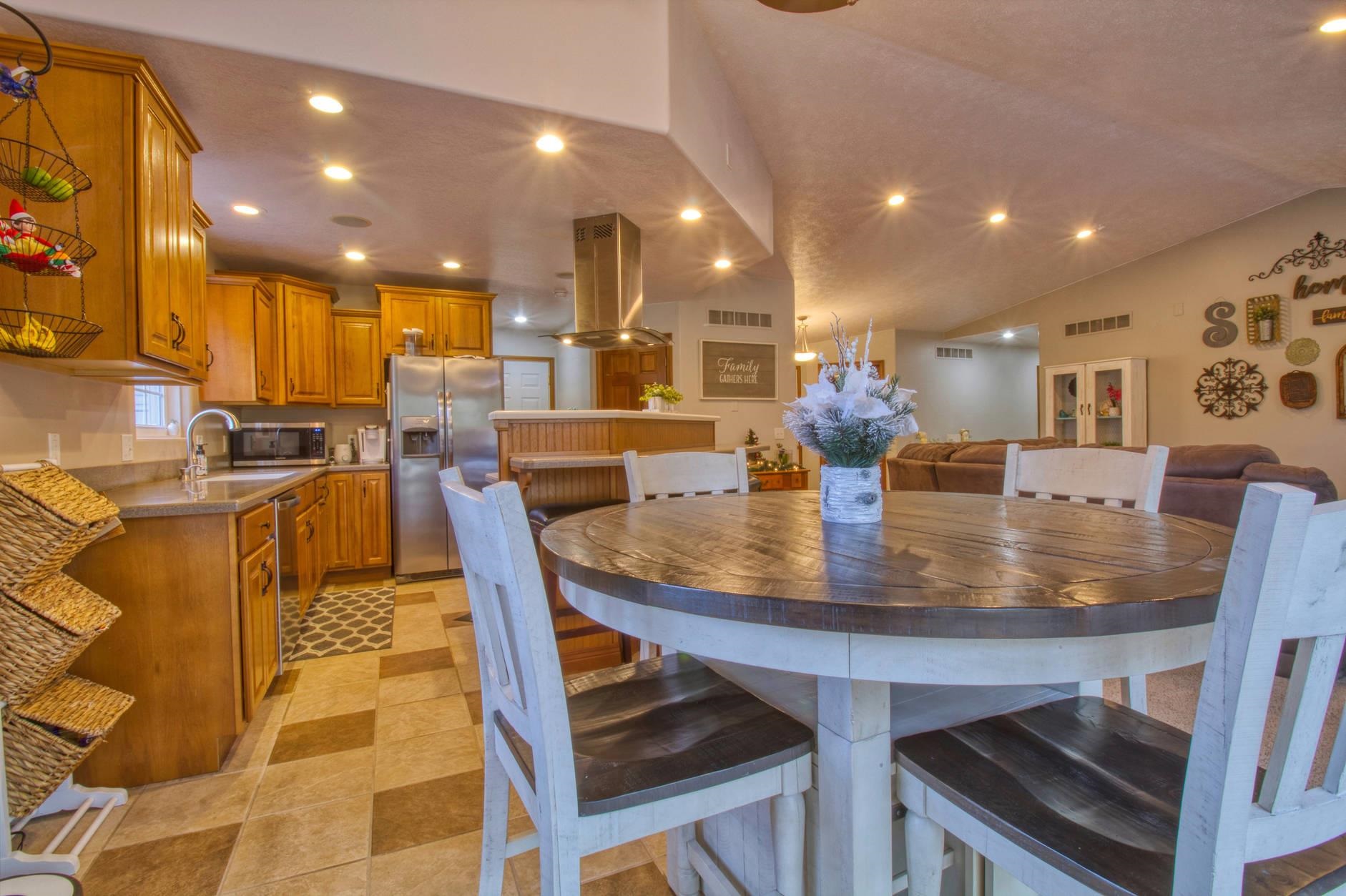 1028 Country Club Road Warsaw, IN 46580 - Photo 15 of 28 Gallery Image 15