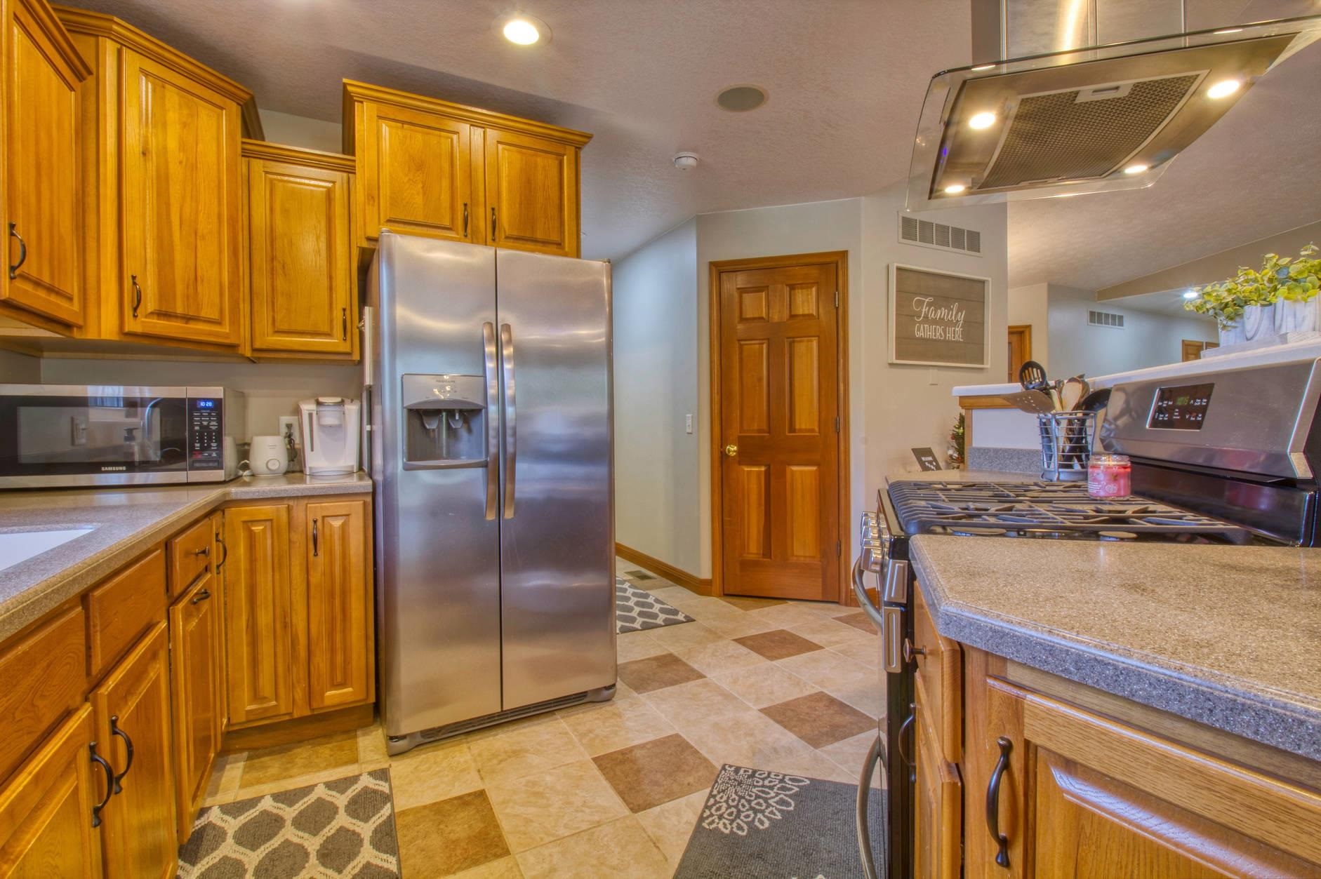 1028 Country Club Road Warsaw, IN 46580 - Photo 16 of 28 Gallery Image 16