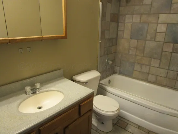 $750 | 926 West Drive, Borger, TX 79007