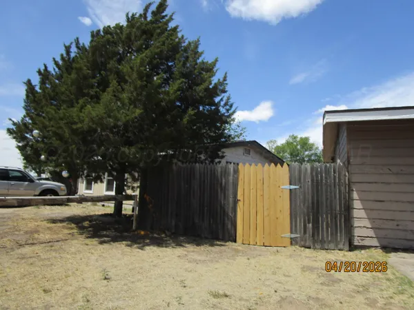 $750 | 926 West Drive, Borger, TX 79007