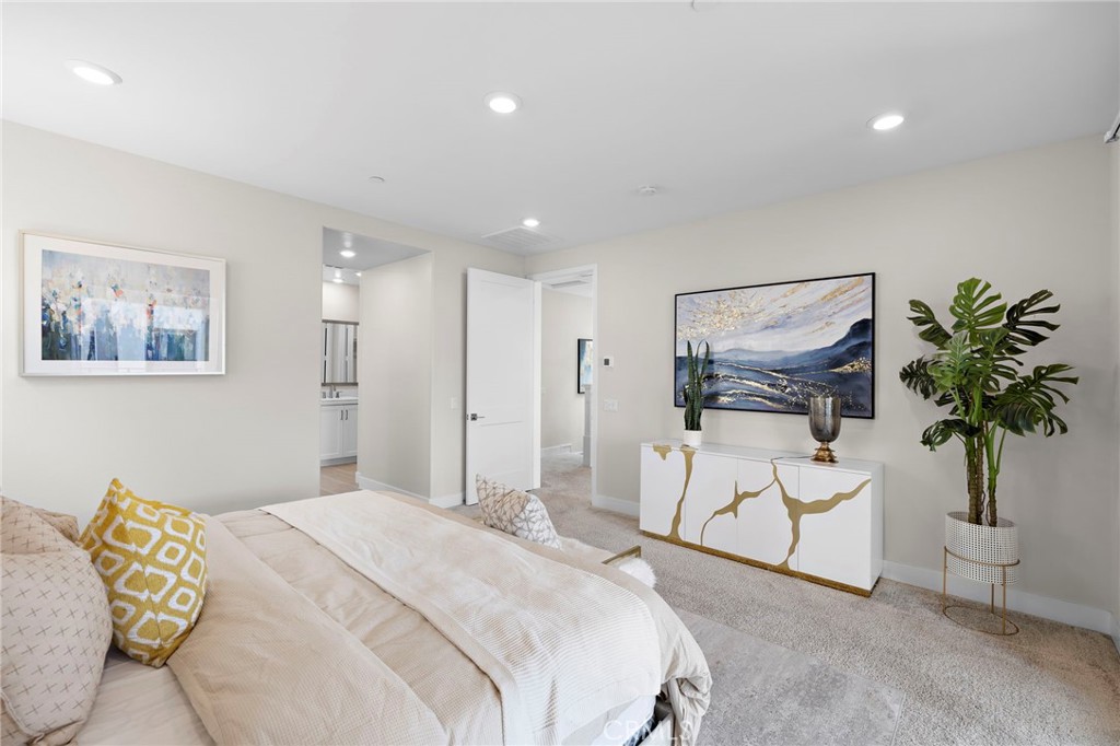 102 Pattern Irvine, CA 92618 - Photo 14 of 27