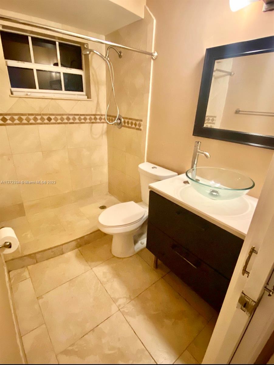 36 Virginia Road West Park, FL 33023 - Photo 12 of 24 Gallery Image 12
