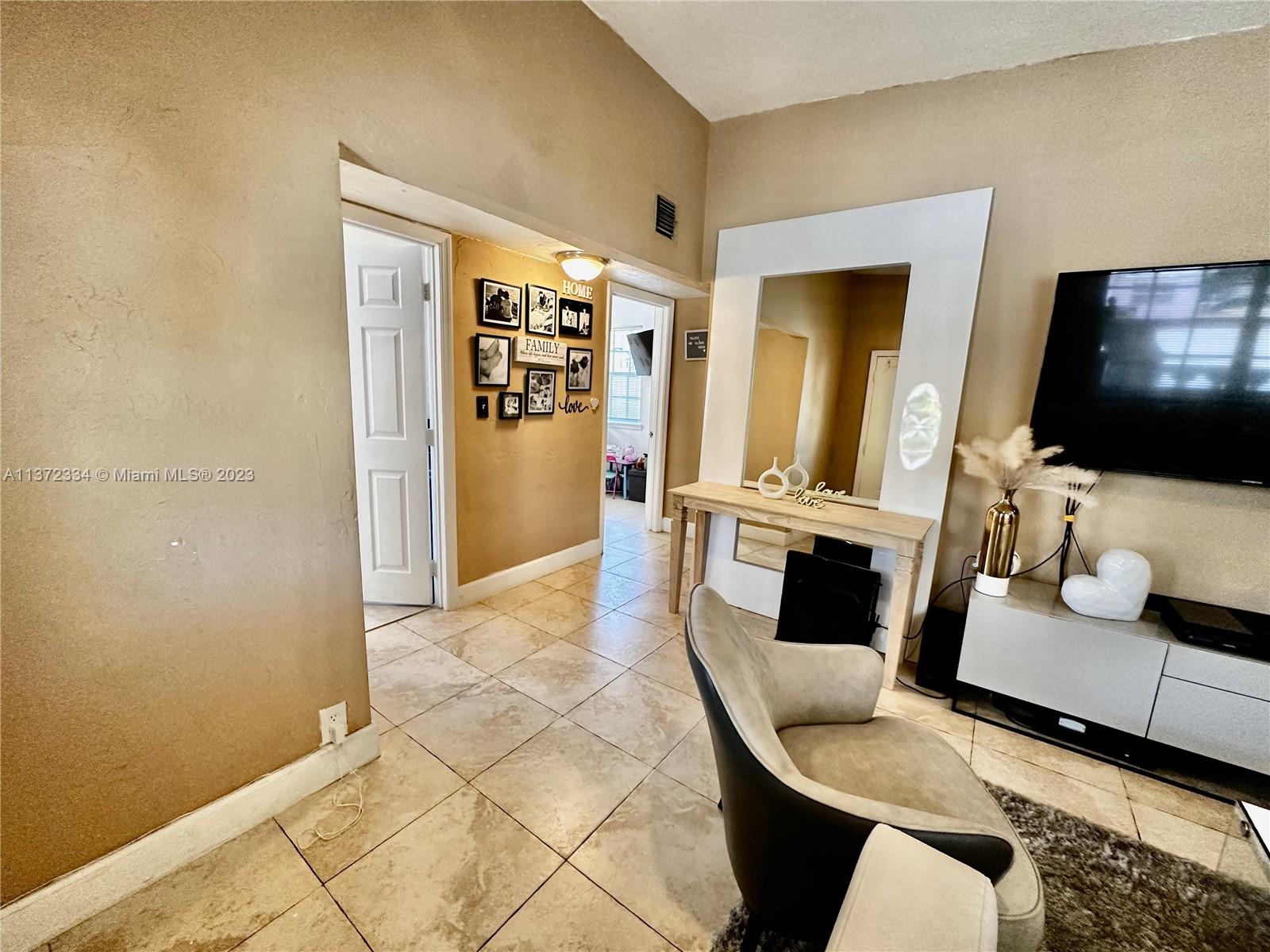 36 Virginia Road West Park, FL 33023 - Photo 4 of 24 Gallery Image 4