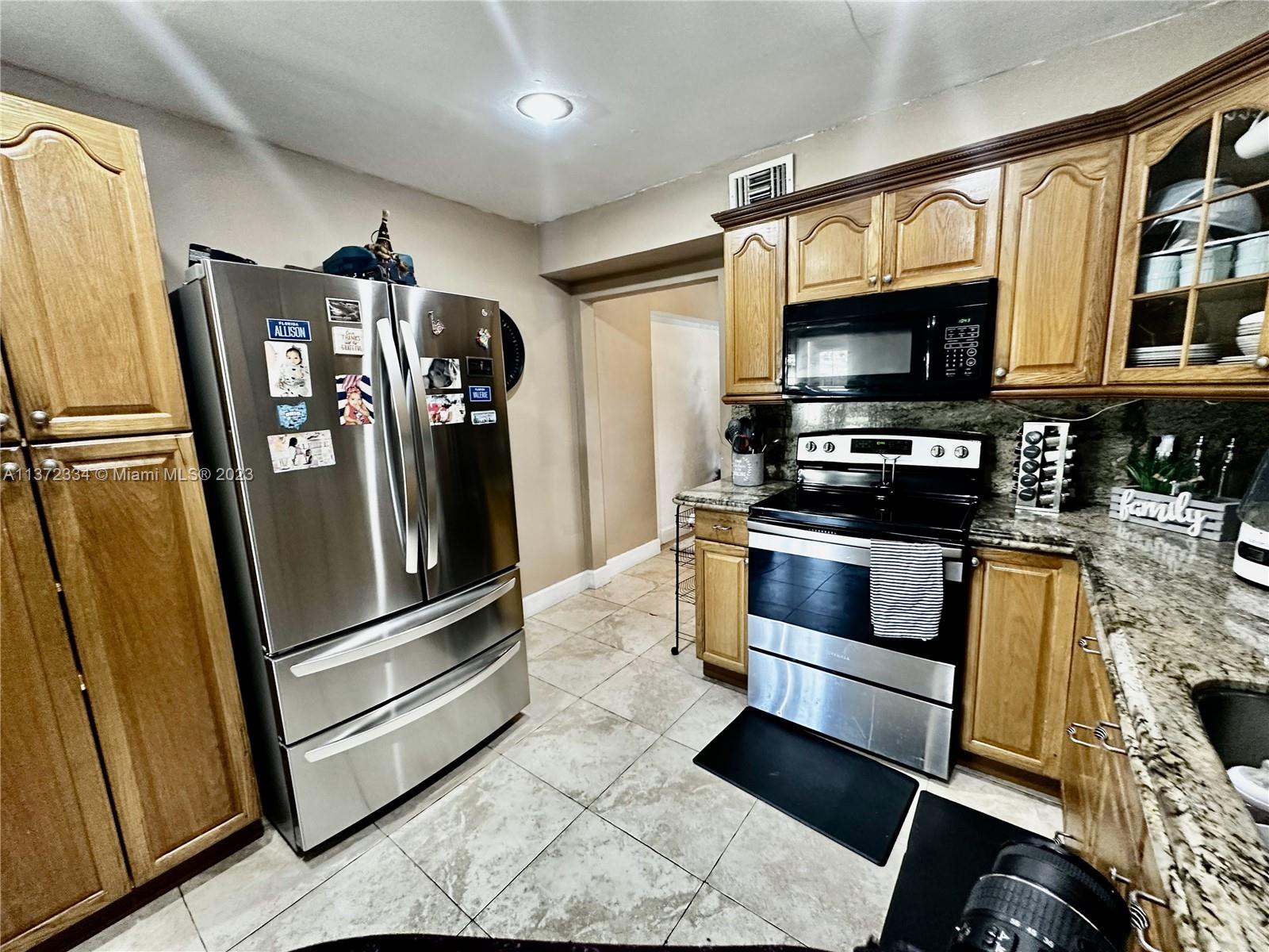 36 Virginia Road West Park, FL 33023 - Photo 5 of 24 Gallery Image 5