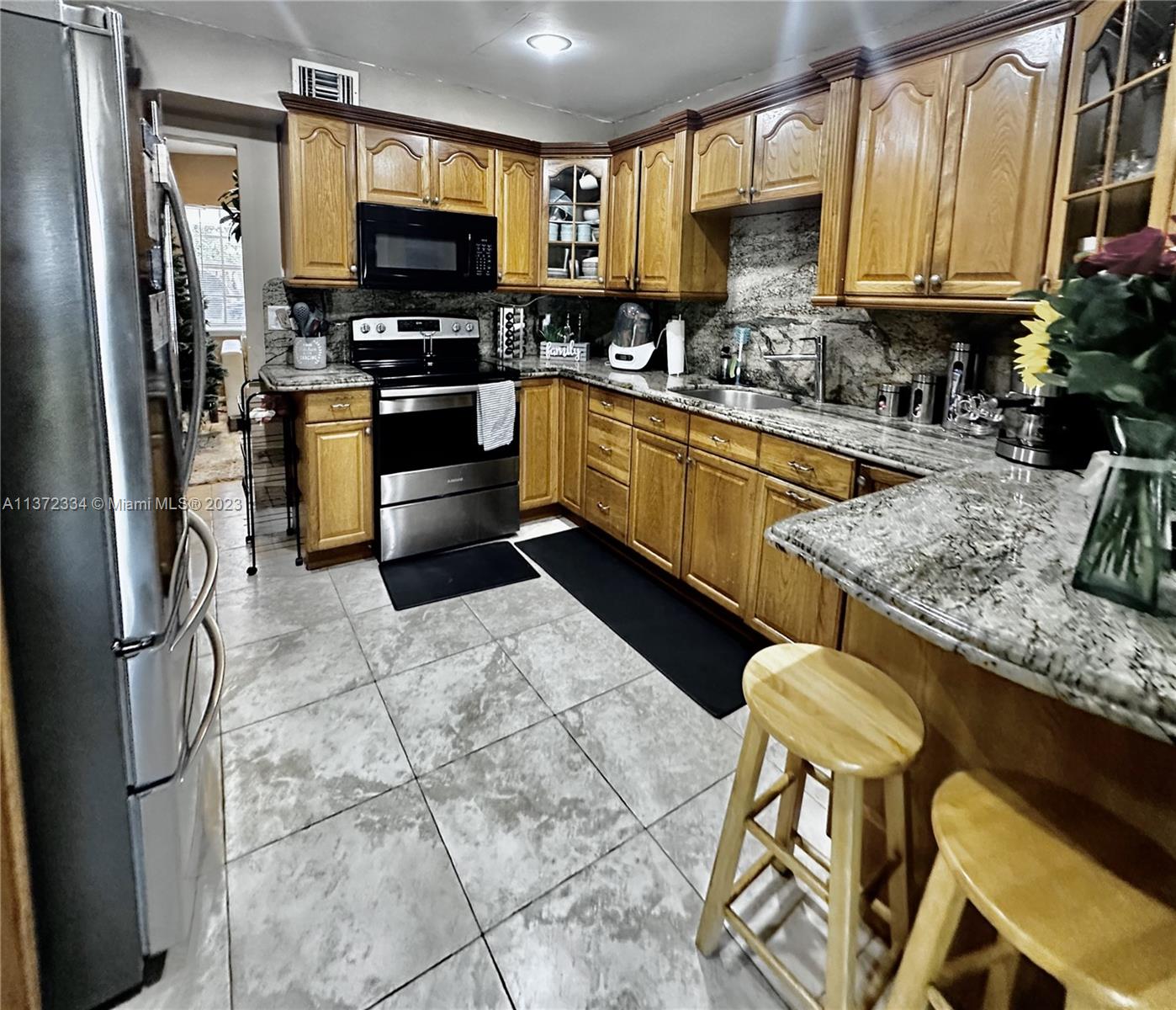 36 Virginia Road West Park, FL 33023 - Photo 6 of 24 Gallery Image 6