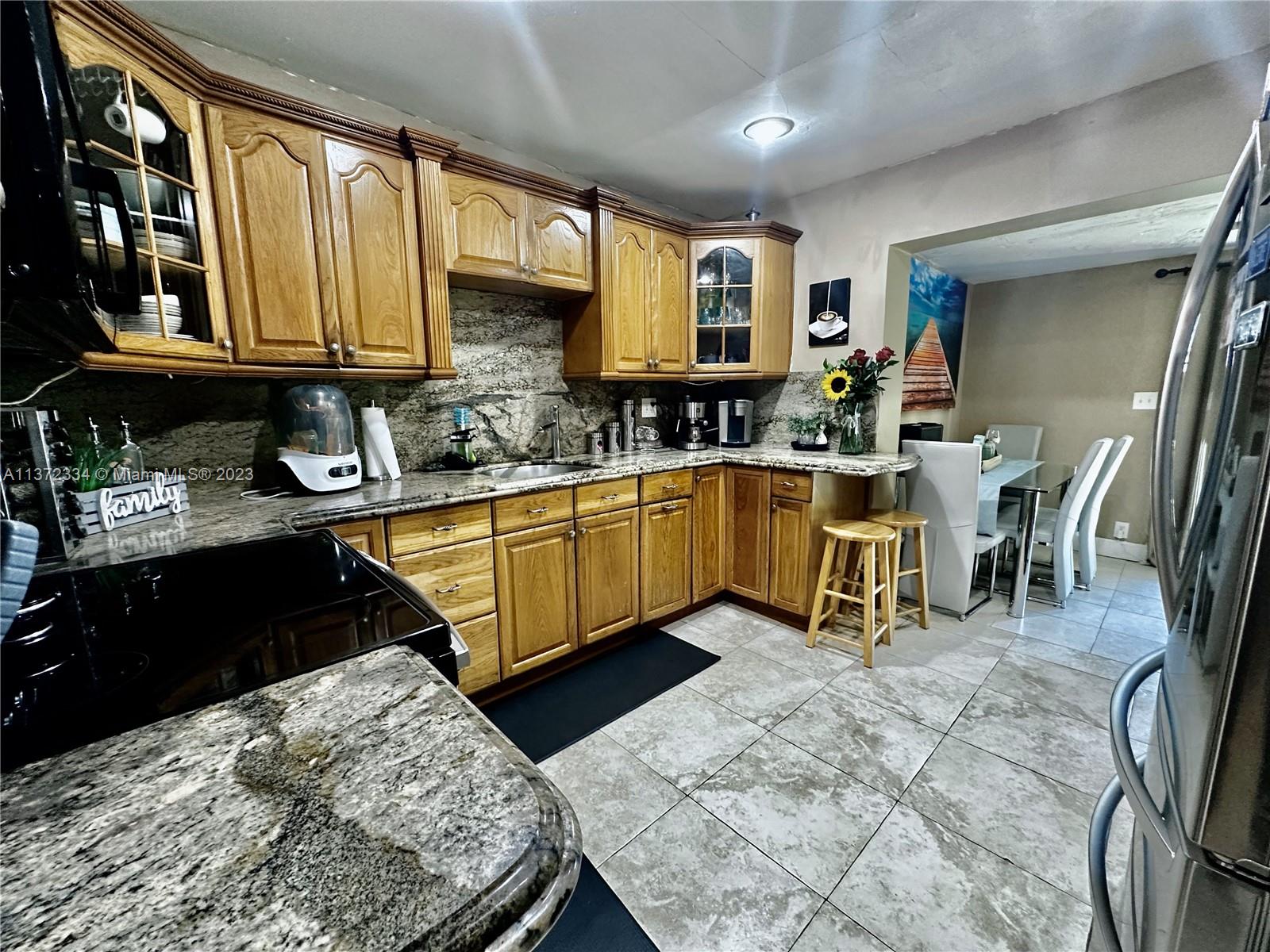 36 Virginia Road West Park, FL 33023 - Photo 7 of 24 Gallery Image 7