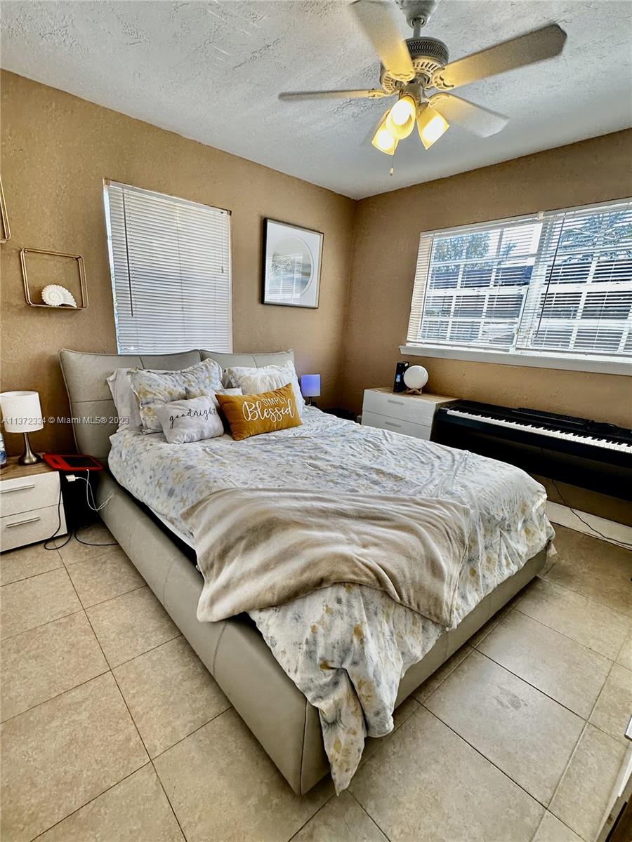 36 Virginia Road West Park, FL 33023 - Photo 9 of 24 Gallery Image 9