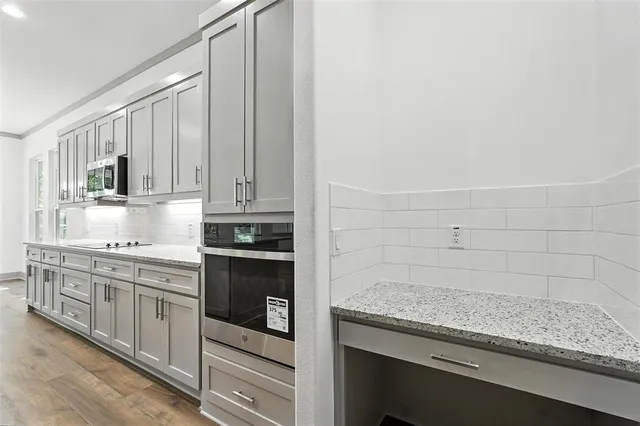 $420,500 | 716 Oak Creek Drive, Hutchins, TX 75141