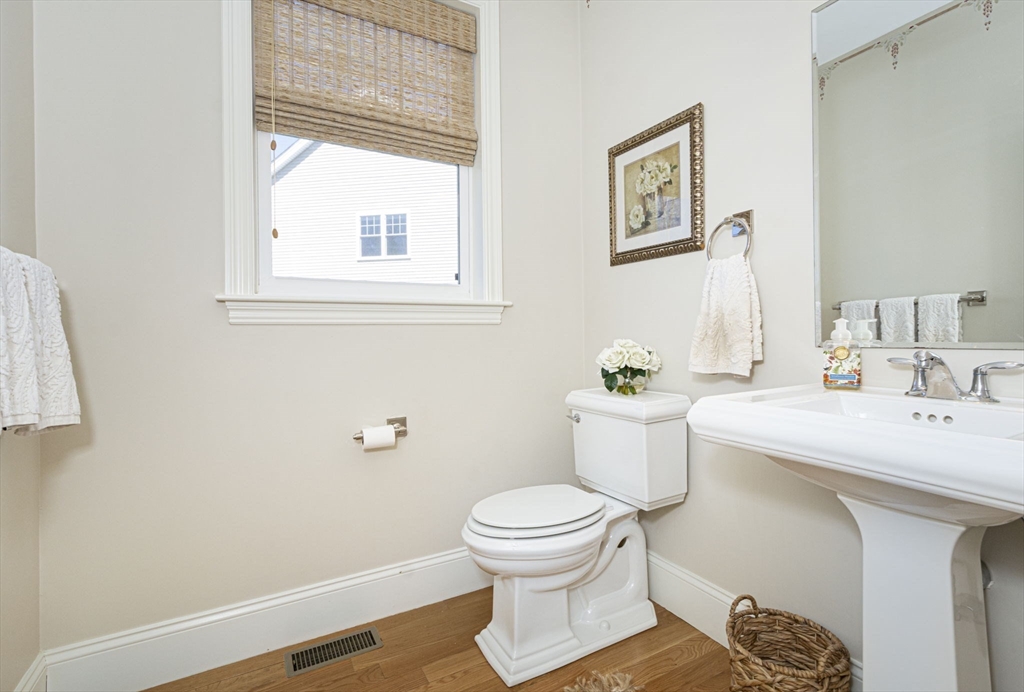 82 Brookview Road, Unit 82 Franklin, MA 02038 - Photo 7 of 17 Gallery Image 7