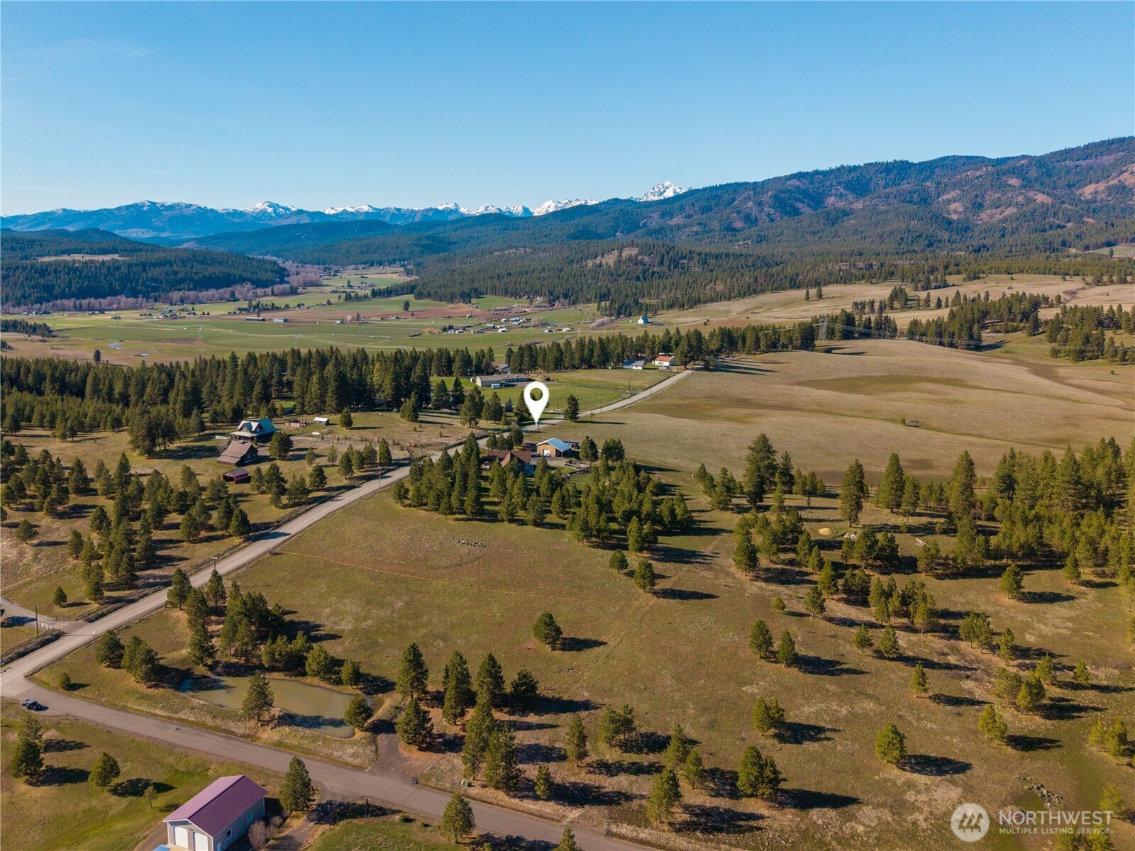 710 Hidden Valley Road Cle Elum, WA 98922 - Photo 34 of 35 a view of a town with an ocean