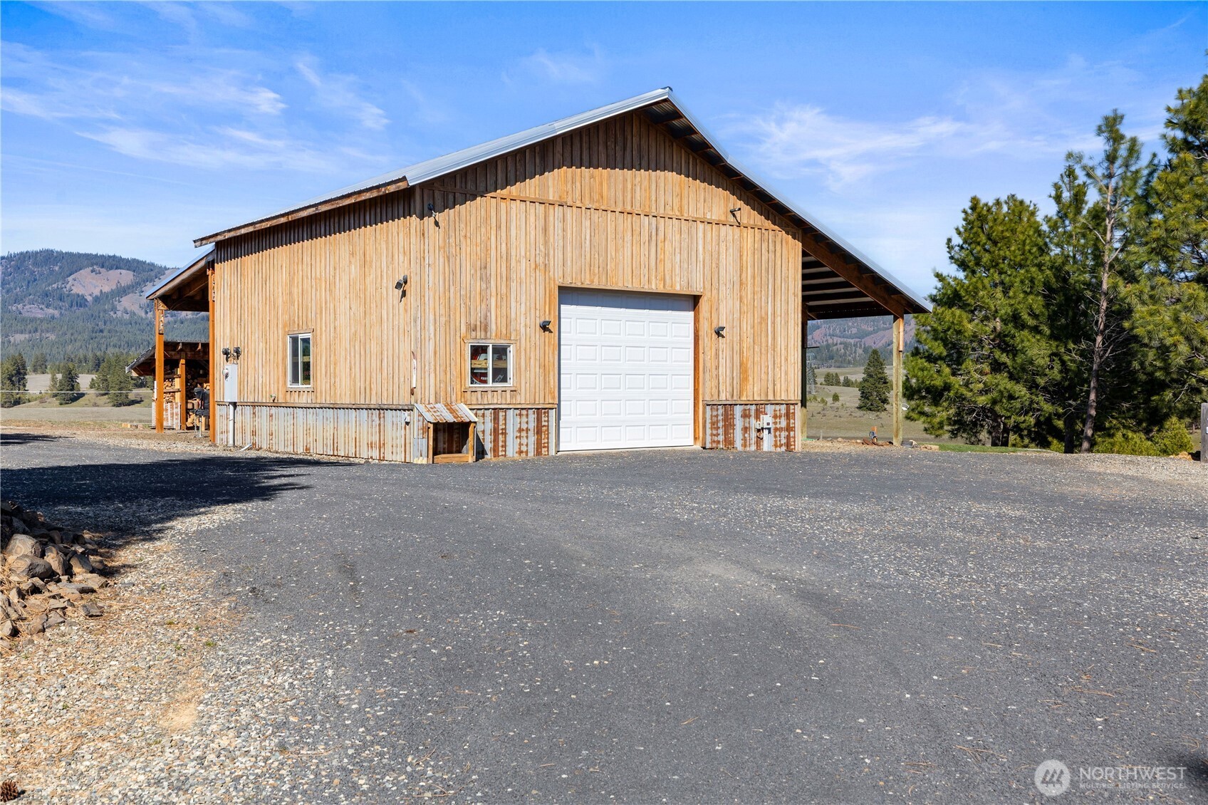 710 Hidden Valley Road Cle Elum, WA 98922 - Photo 4 of 35 a view of backyard of house
