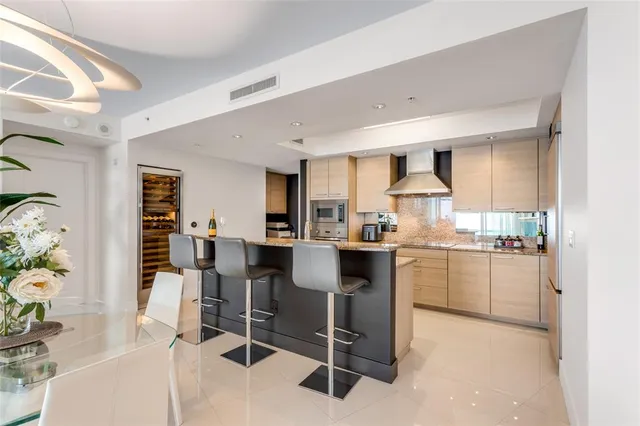 $1,695,000 | 1 North Ocean Boulevard, Unit 1603, Pompano Beach, FL 33062