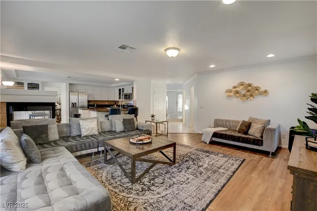 $4,950 | Undisclosed Address, Las Vegas, NV 89183