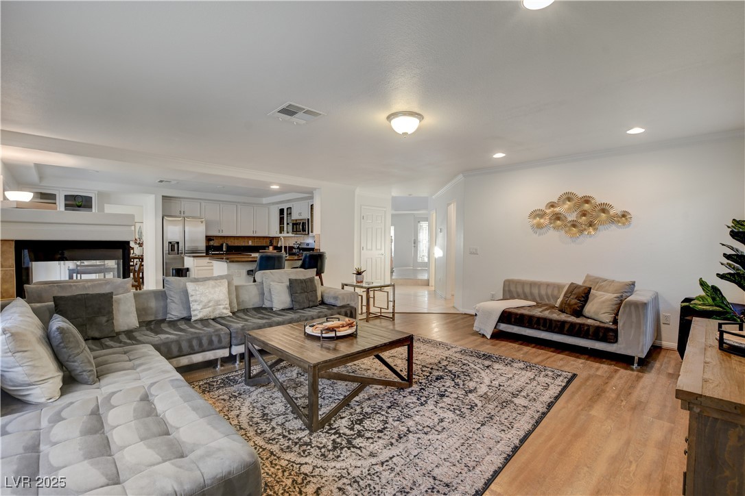 Undisclosed Address Las Vegas, NV 89183 - Photo 5 of 33