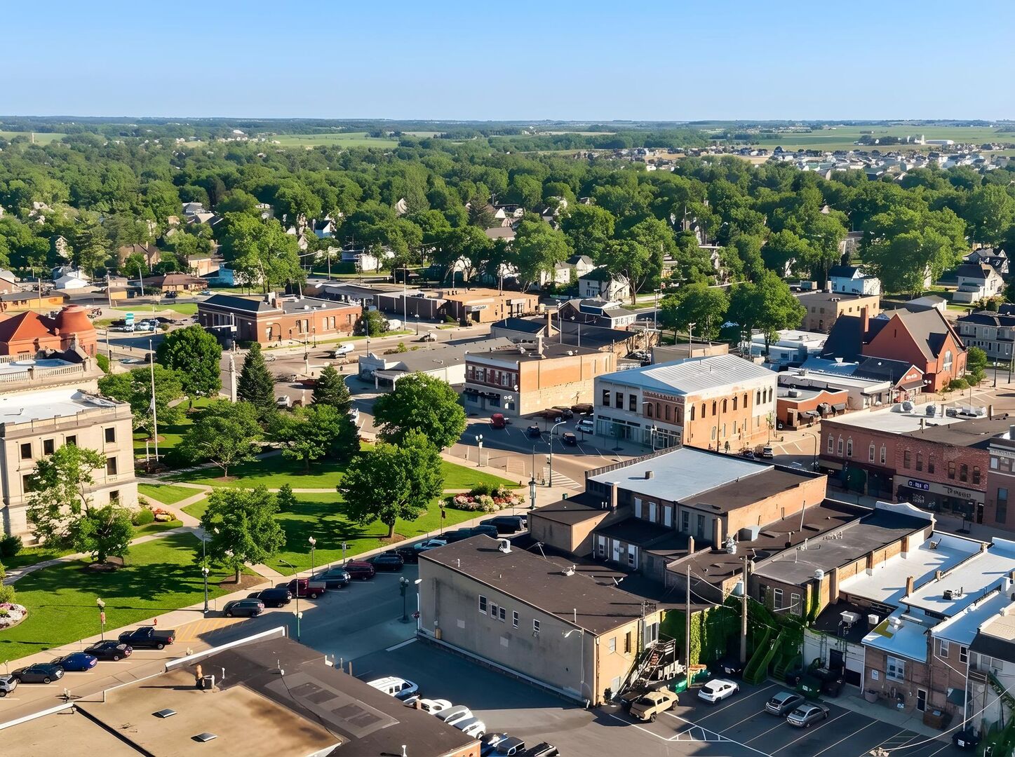 134 West State Street Sycamore, IL 60178 - Photo 9 of 43 an aerial view of a city with lots of residential buildings