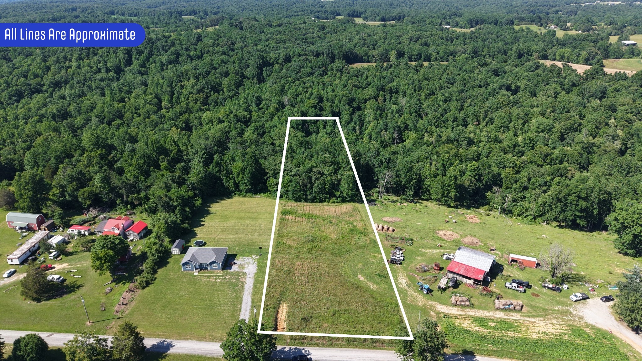 2 Hawkins Road Westmoreland, TN 37186 - Photo 1 of 13