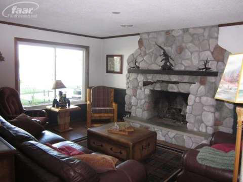 3481 East Rolston Road Fenton, MI 48430 - Photo 5 of 20 20292728-4.JPG
