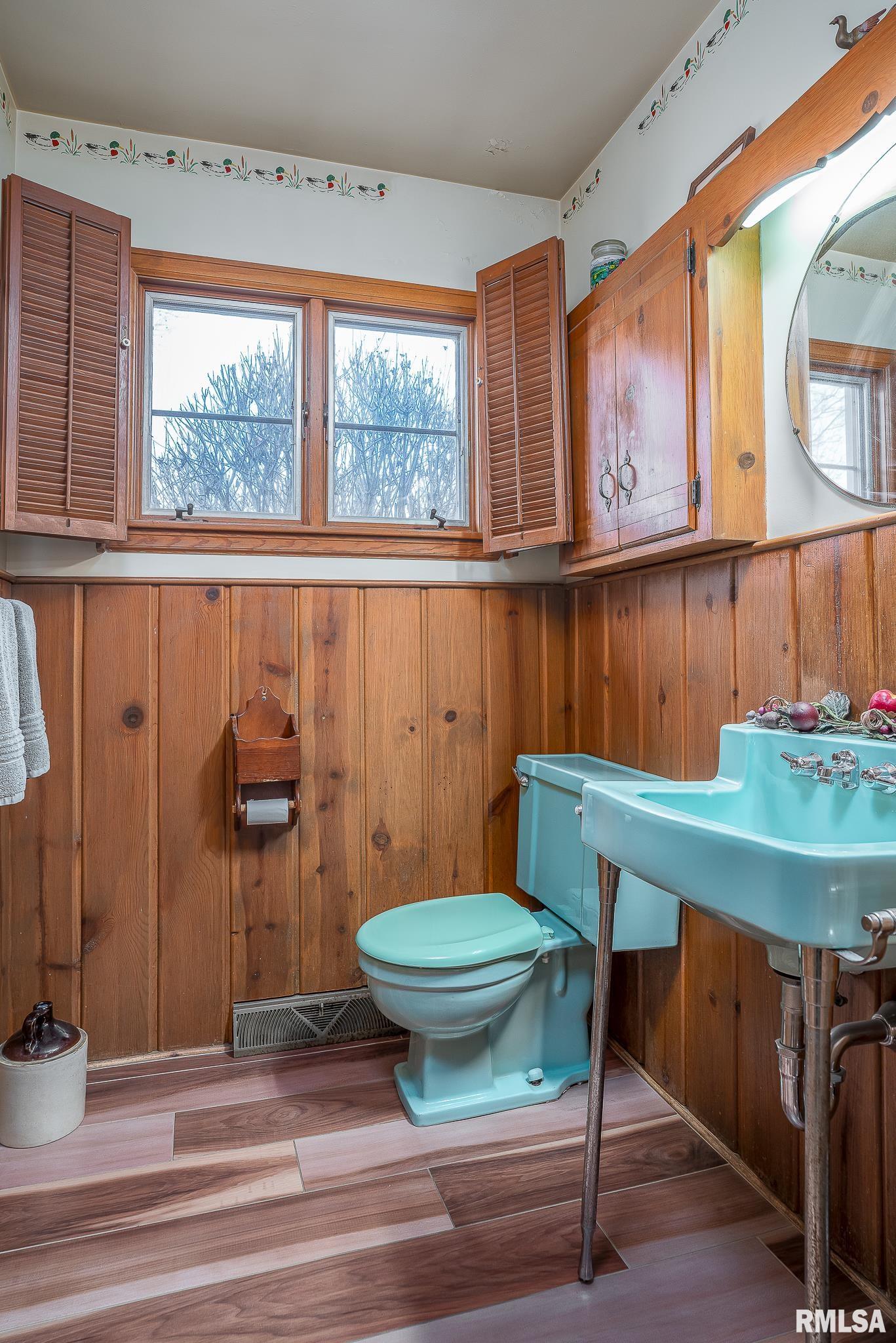 44 Woodley Road Rock Island, IL 61201 - Photo 13 of 26