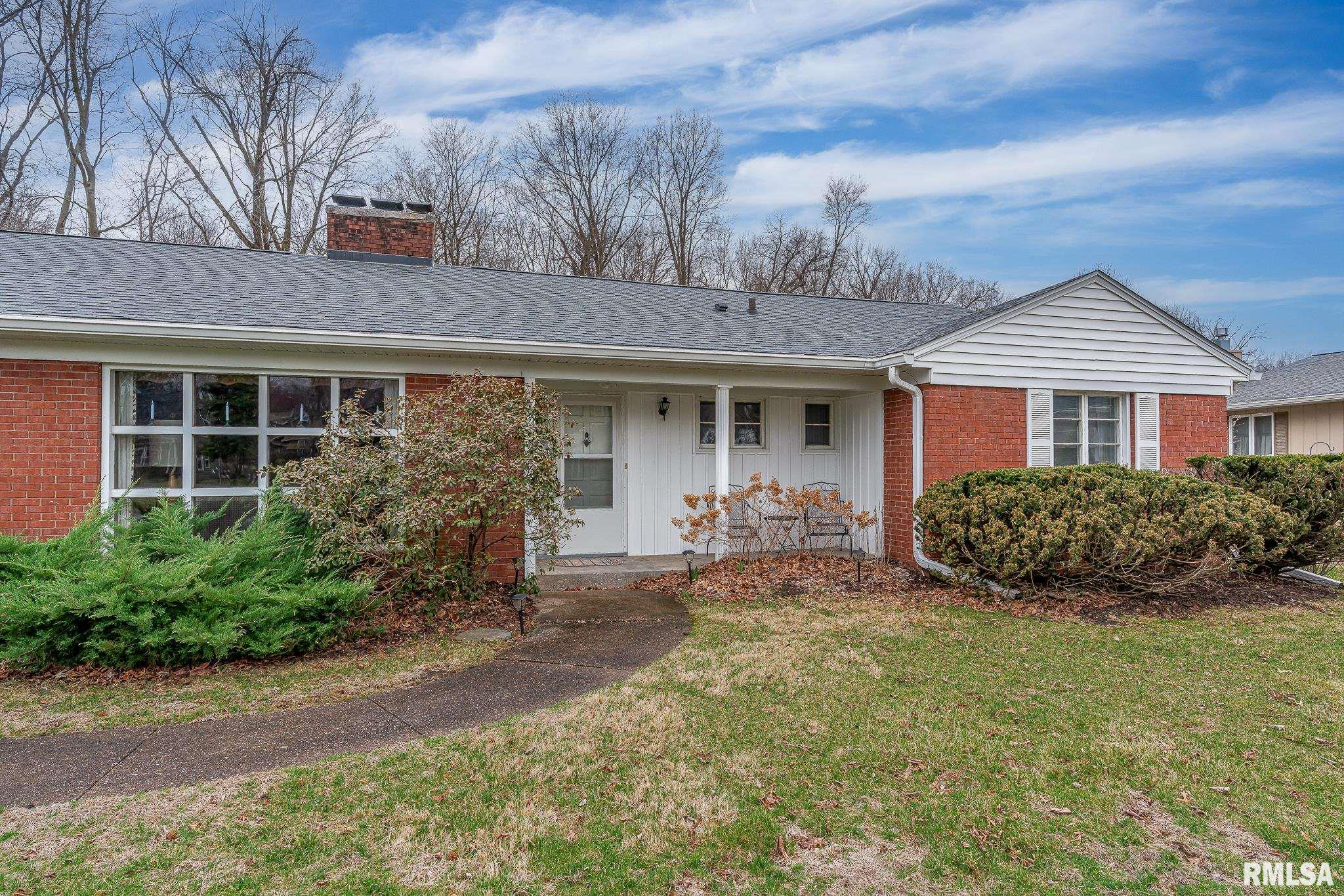 44 Woodley Road Rock Island, IL 61201 - Photo 2 of 26