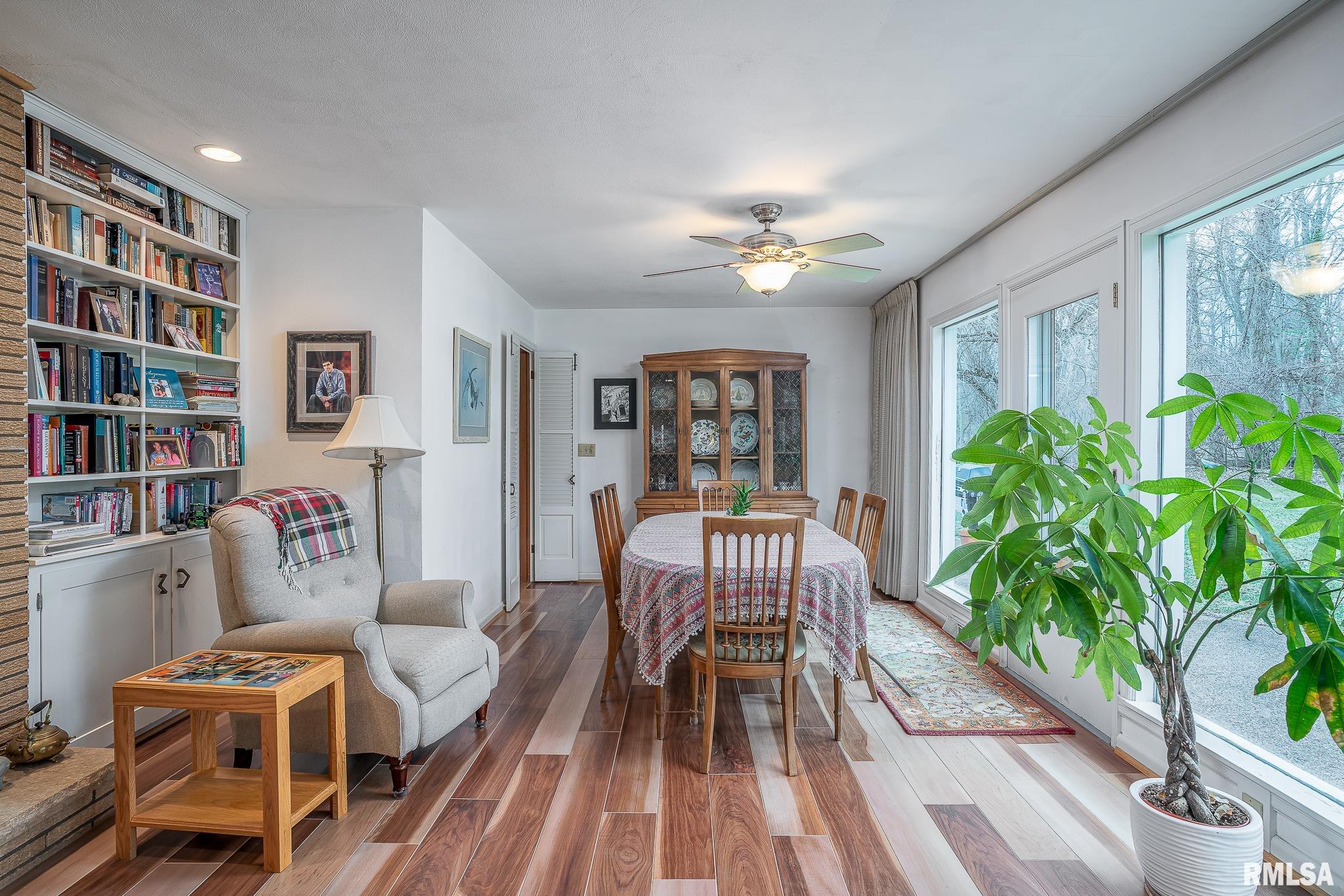 44 Woodley Road Rock Island, IL 61201 - Photo 7 of 26