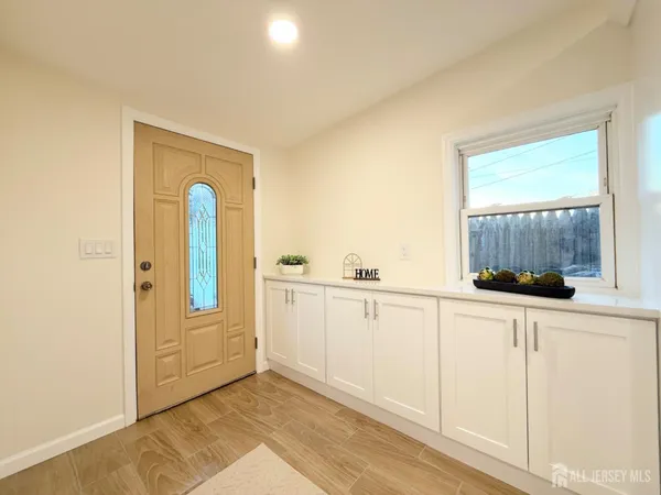 $3,400 | 6 Fitch Street, Carteret, NJ 07008