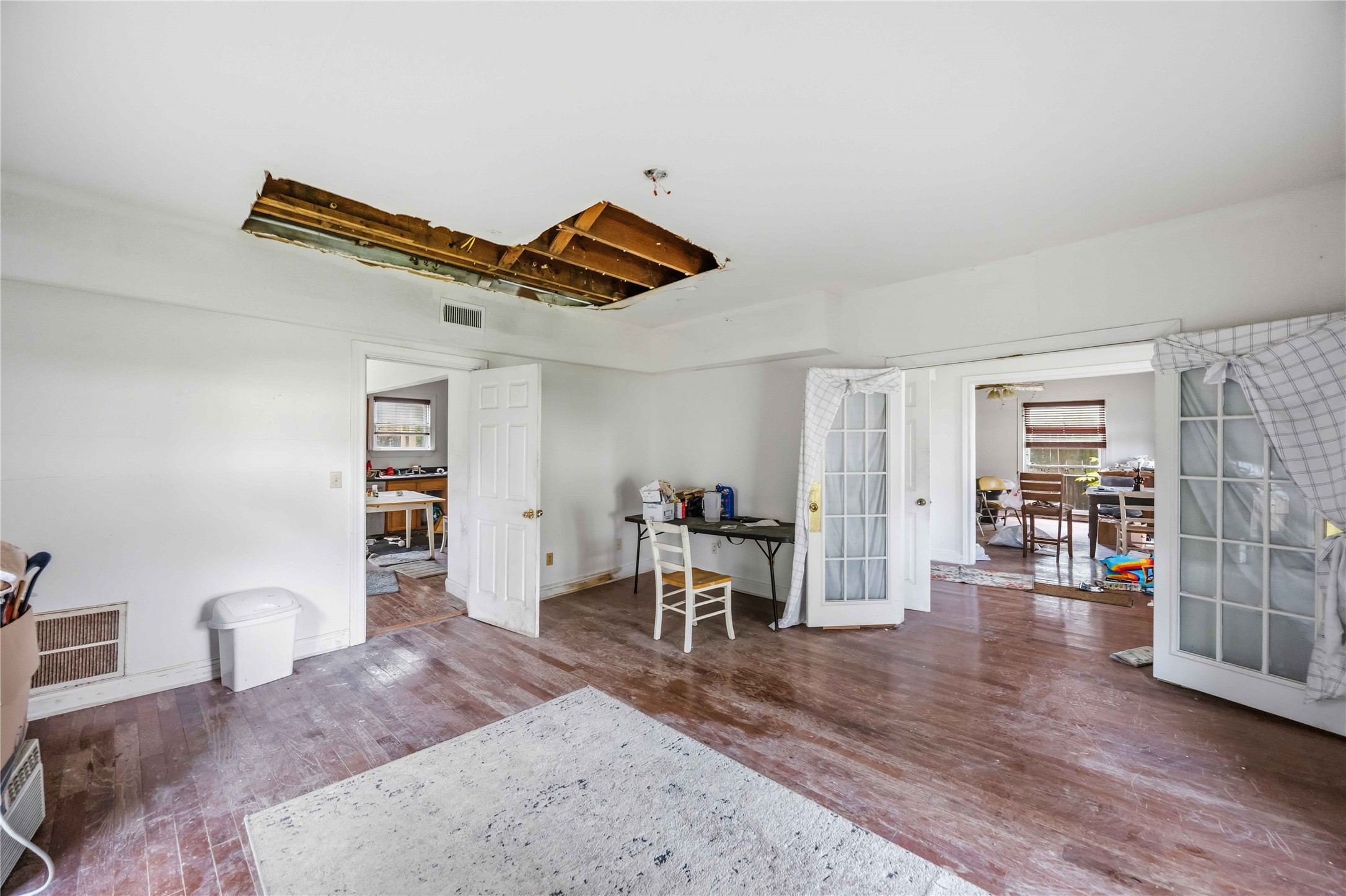 5523 Ardmore Street Houston, TX 77021 - Photo 8 of 26