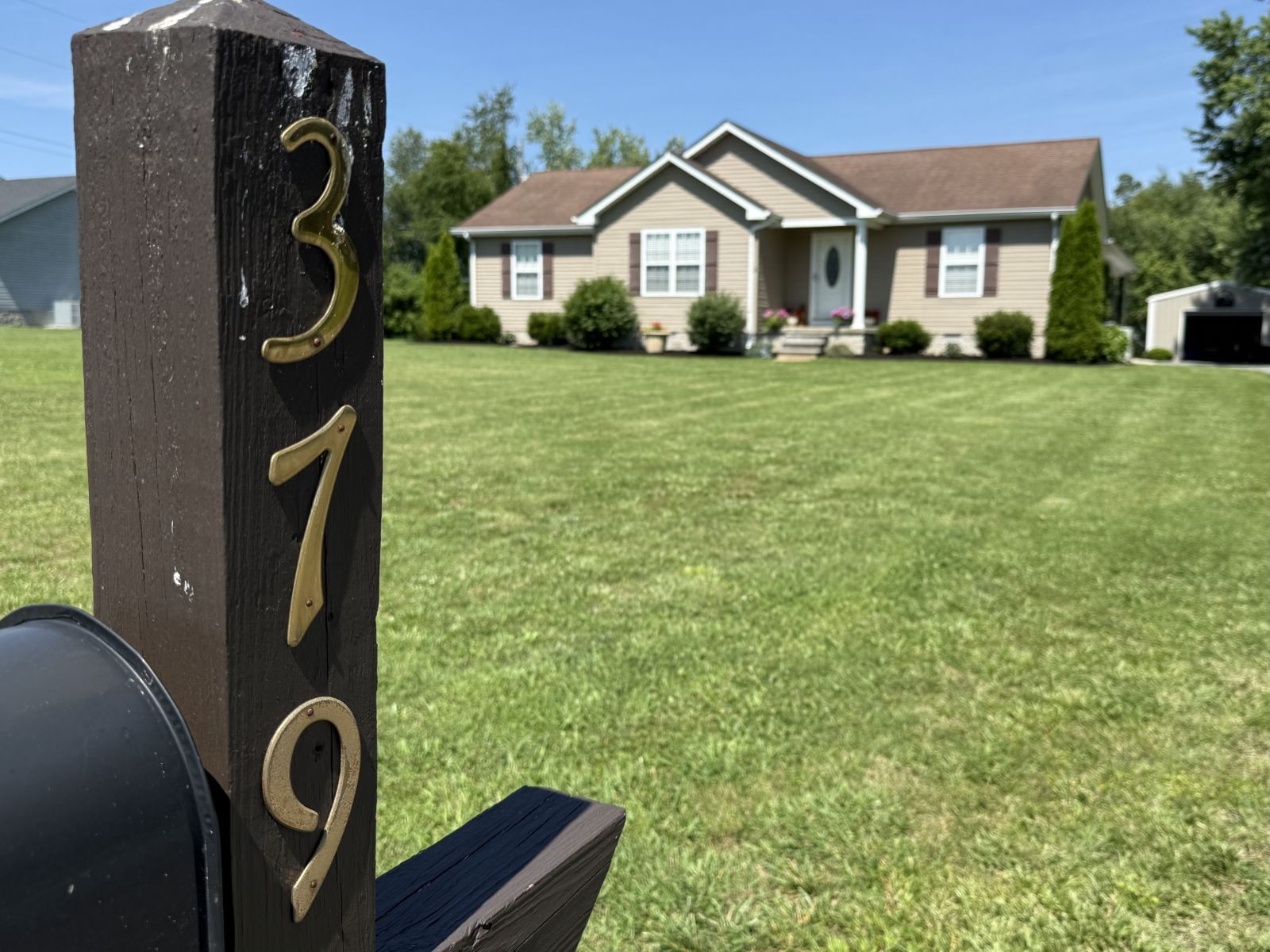 379 Williams Road Lafayette, TN 37083 - Photo 1 of 20