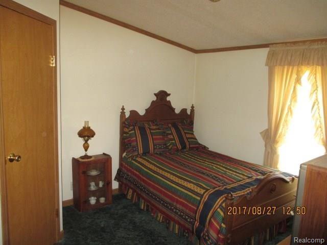 716 Goodrich Road Fostoria, MI 48435 - Photo 8 of 24 IMG_2572 (Small).JPG