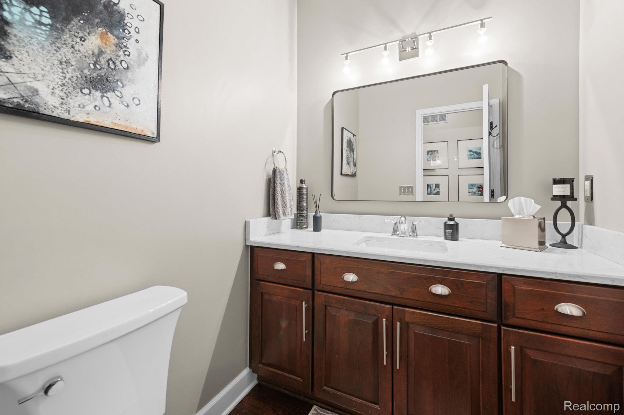 1476 Werth Drive Rochester, MI 48306 - Photo 23 of 55 first floor half bath