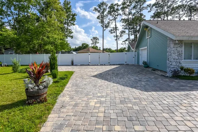 $569,900 | 213 Riverbend Road, Ormond Beach, FL 32174