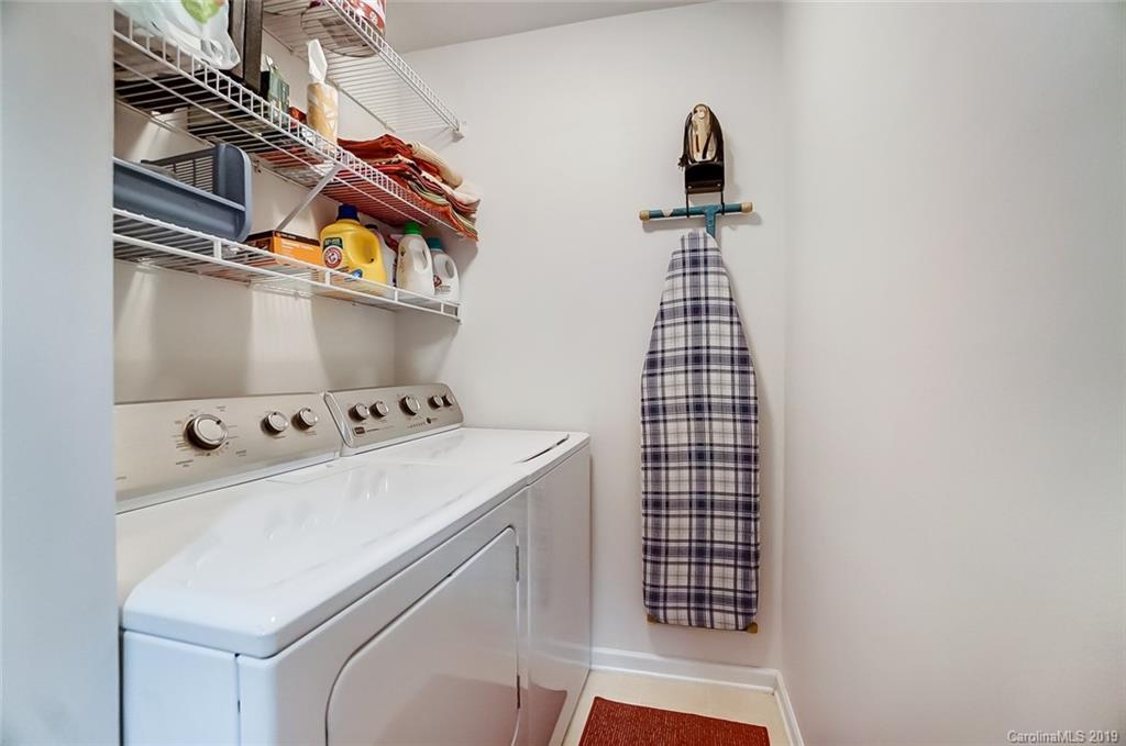12524 Old Timber Road Charlotte, NC 28269 - Photo 30 of 35 Gallery Image 30
