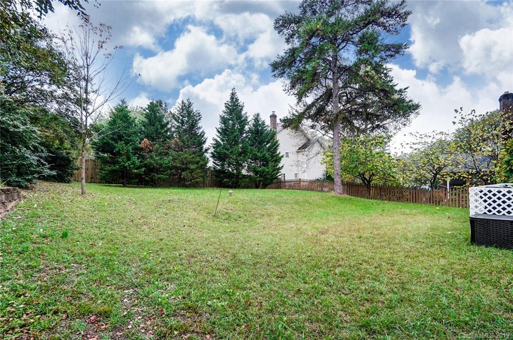 12524 Old Timber Road Charlotte, NC 28269 - Photo 35 of 35 Gallery Image 35