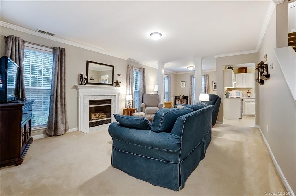 12524 Old Timber Road Charlotte, NC 28269 - Photo 5 of 35 Gallery Image 5