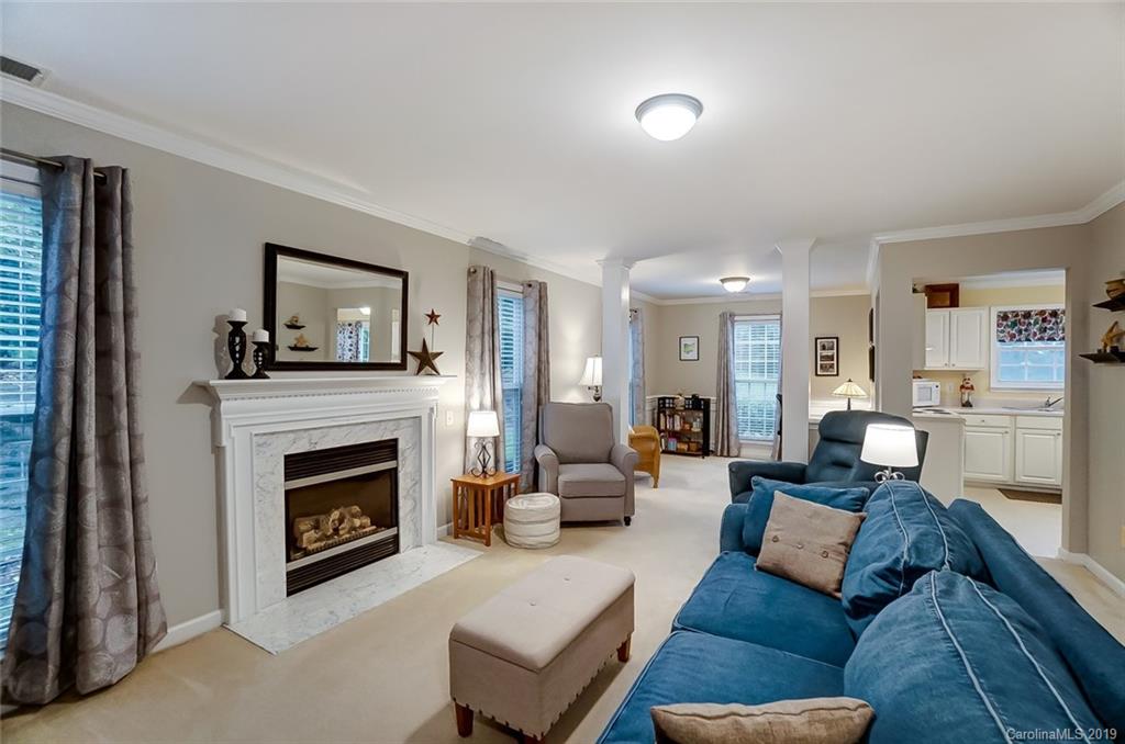 12524 Old Timber Road Charlotte, NC 28269 - Photo 6 of 35 Gallery Image 6