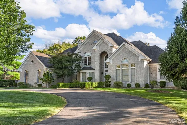 $1,850,000 | 13020 Pingry Place, St. Louis, MO 63131
