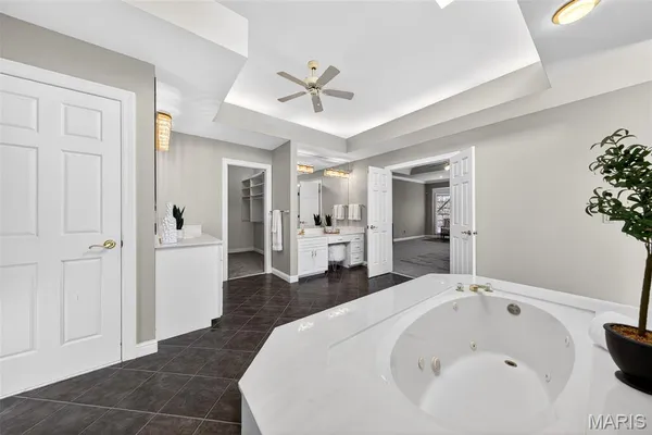 $1,750,000 | 13020 Pingry Place, St. Louis, MO 63131