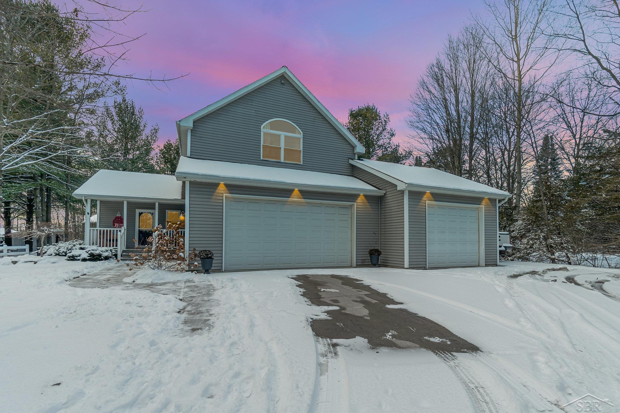 3590 South Brennan Road Hemlock, MI 48626 - Photo 2 of 20