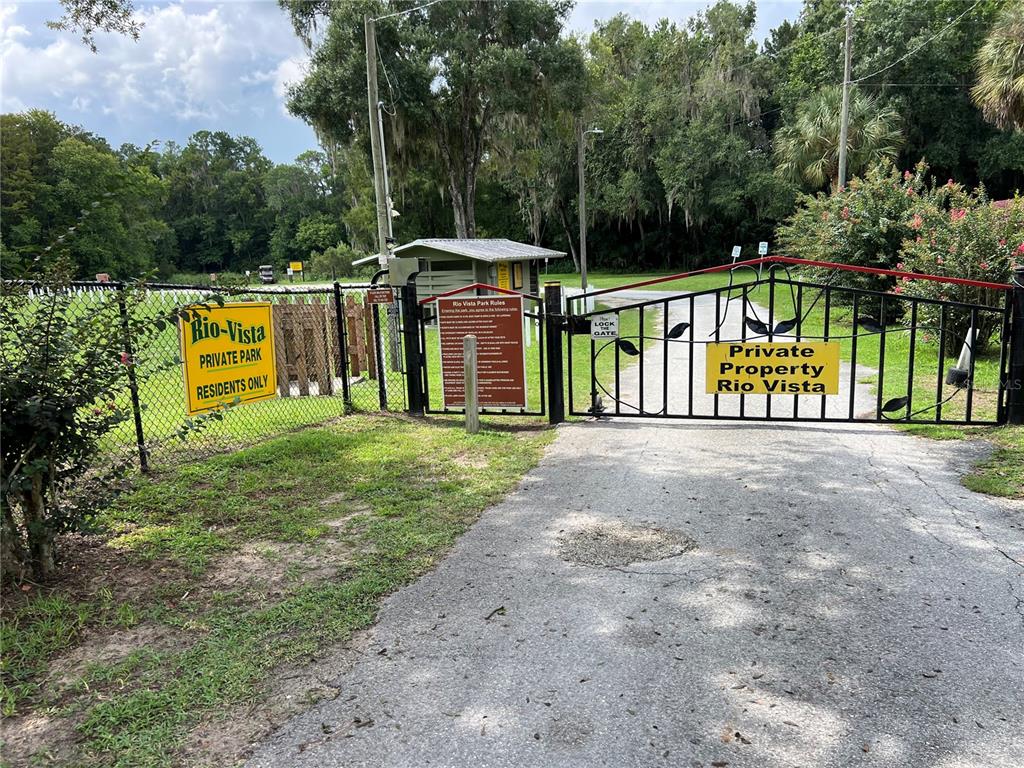 18902 Southwest 108th Loop Dunnellon, FL 34432 - Photo 3 of 37 Gallery Image 3