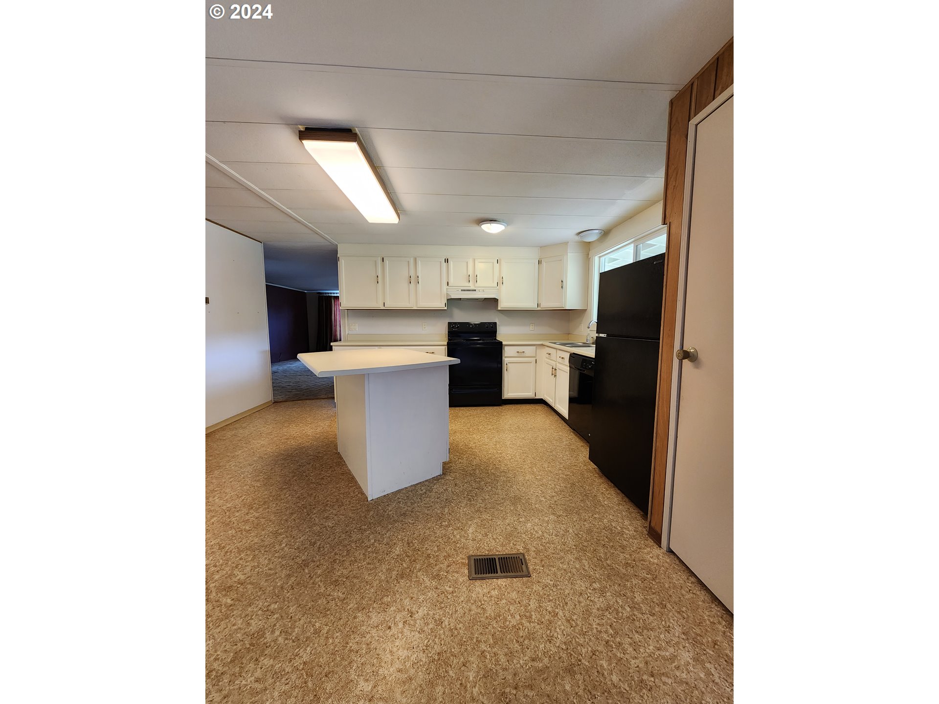 1267 Tucker Road, Unit 21 Hood River, OR 97031 - Photo 18 of 23 Gallery Image 18